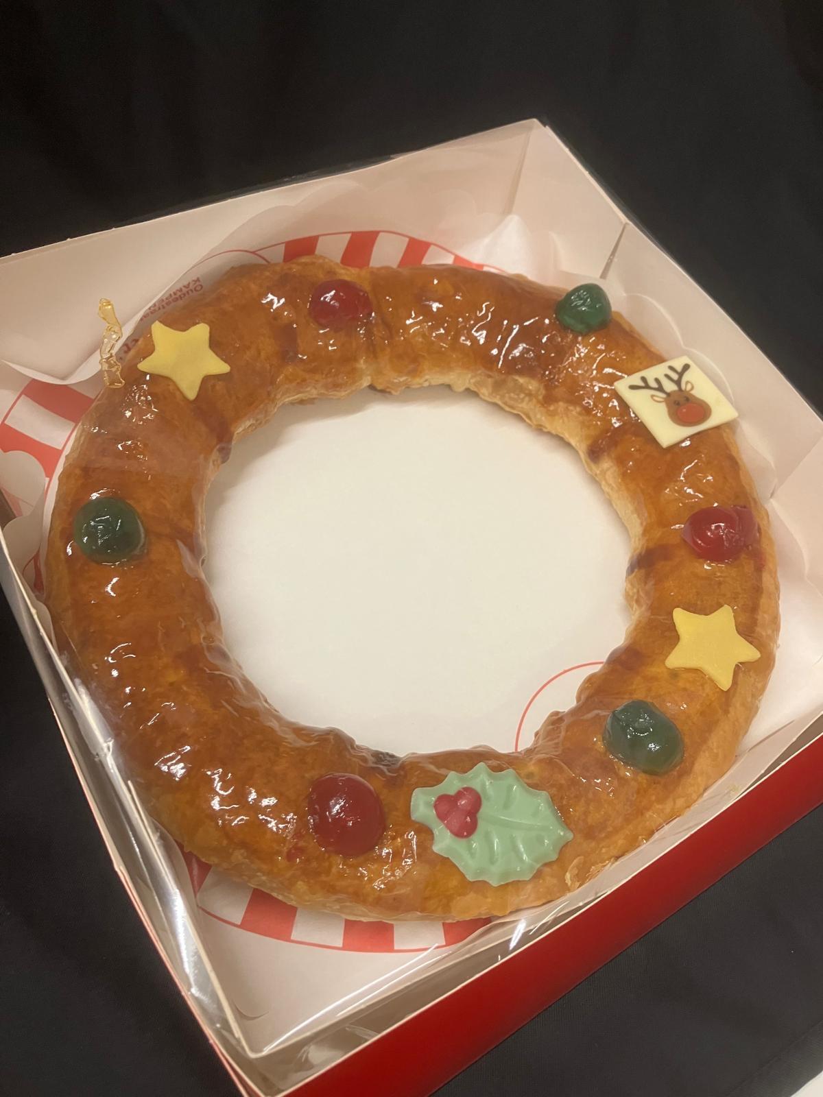 Banketkrans gevuld met zuivere amandelspijs